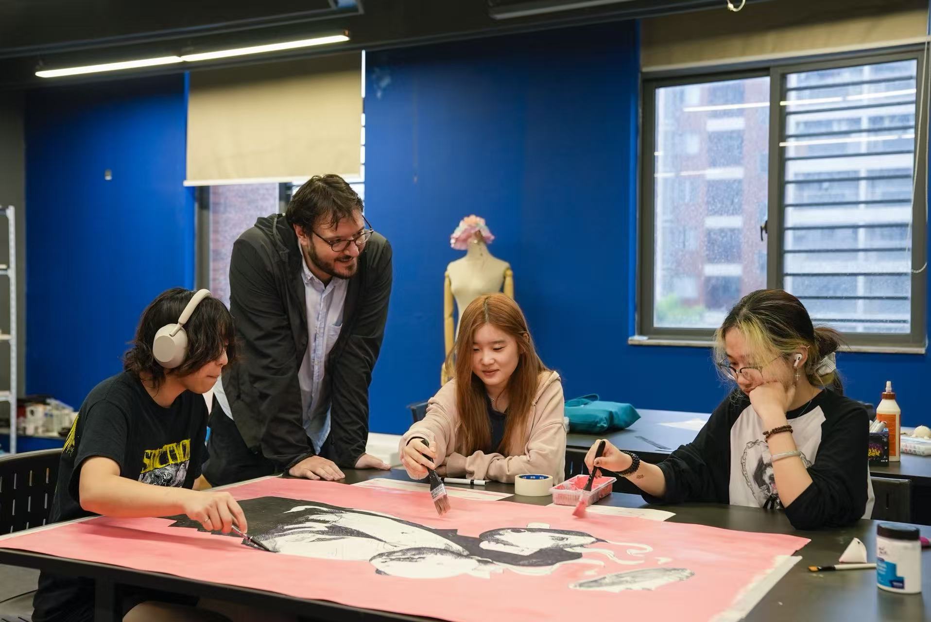 b8c05021729971c5855645e026d4712e